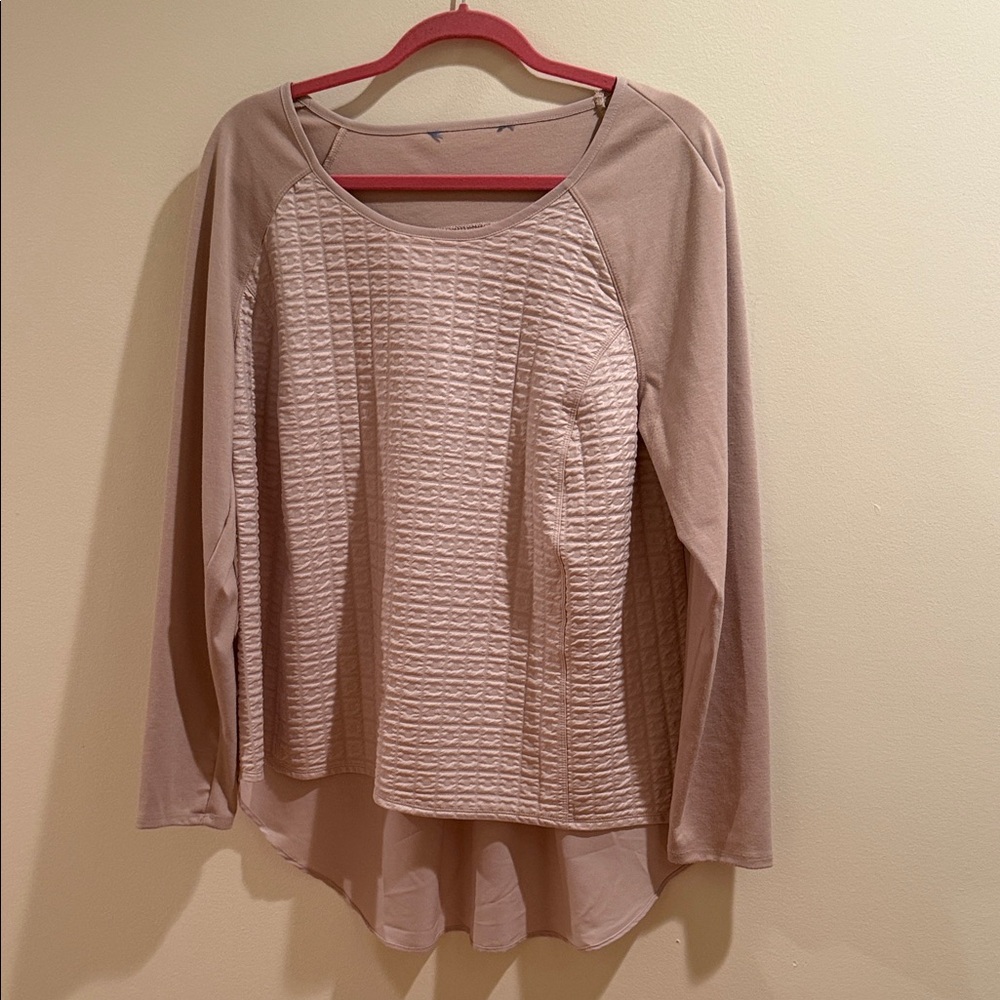 Vera Wang Women's Long Sleeve Textured Top - Pink Champagne High Low